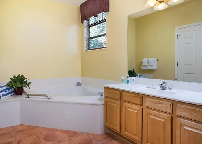 1br 1ba King Bed